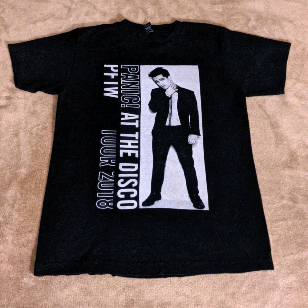 Panic! At The Disco tour tee - Picture 2 of 4
